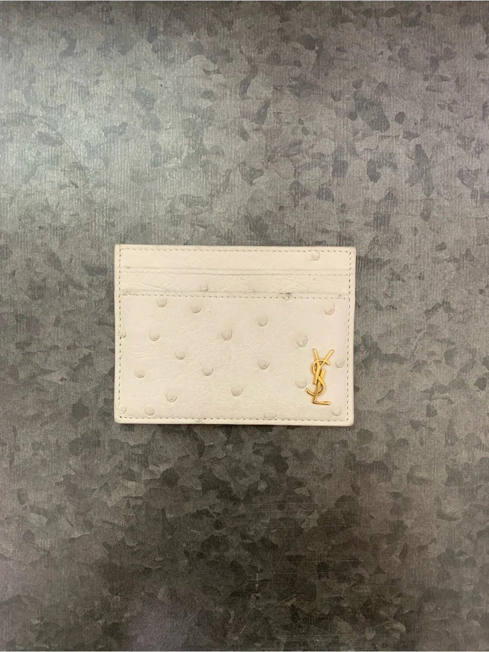 Saint Laurent Cream Ostrich-Embossed Leather Card Sleeve with Subtle Texture - Picture 2 of 4